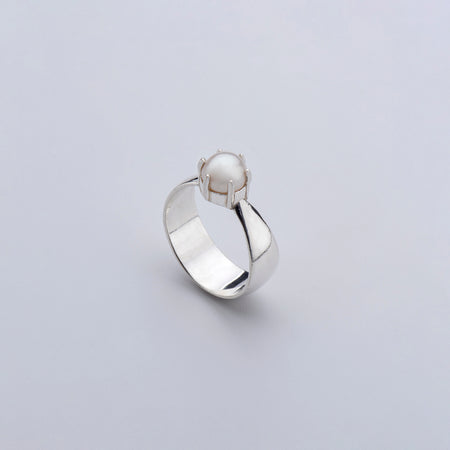 Fortune Pearl Ring